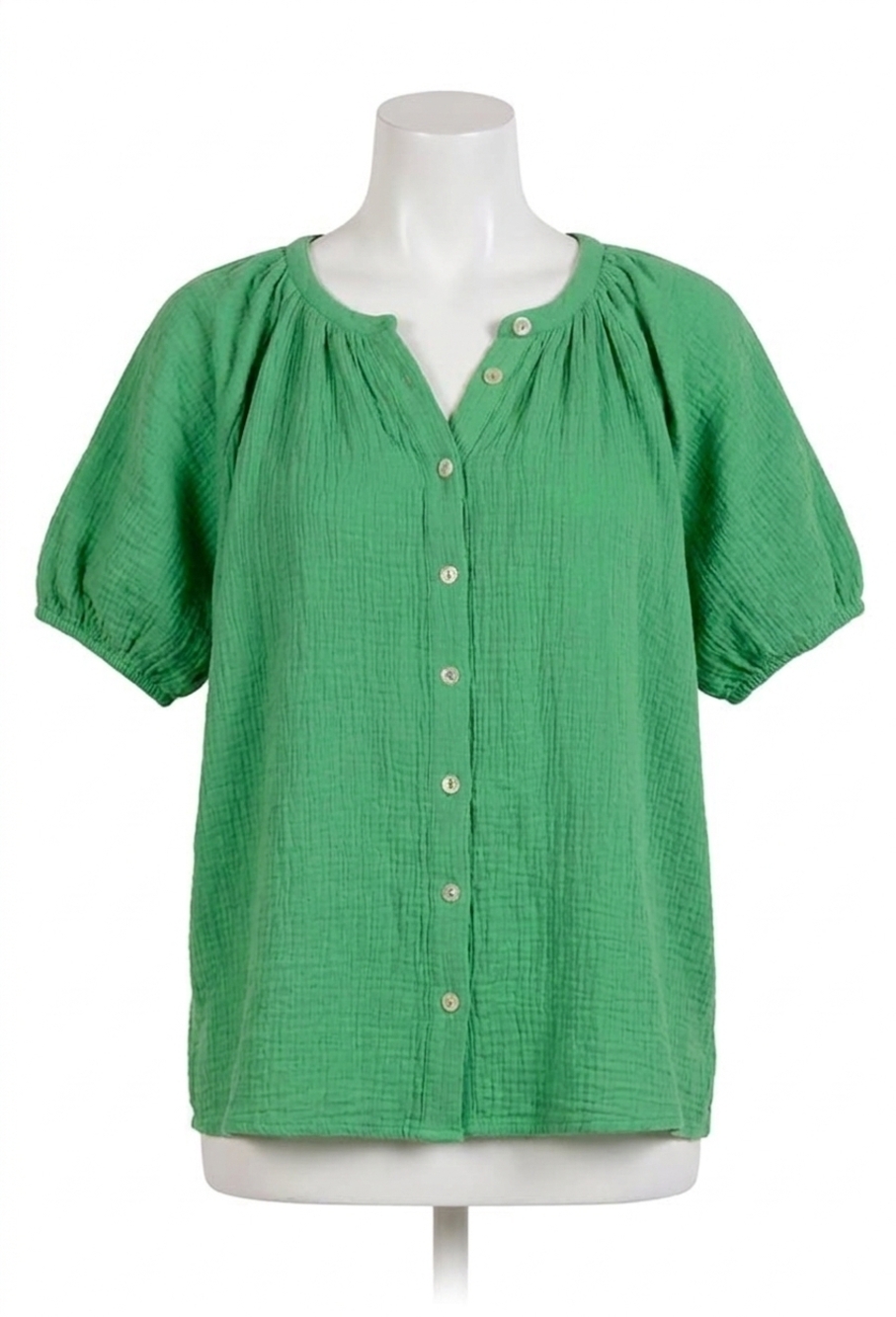 NEW ELAN short sleeve gauze top in kelly green